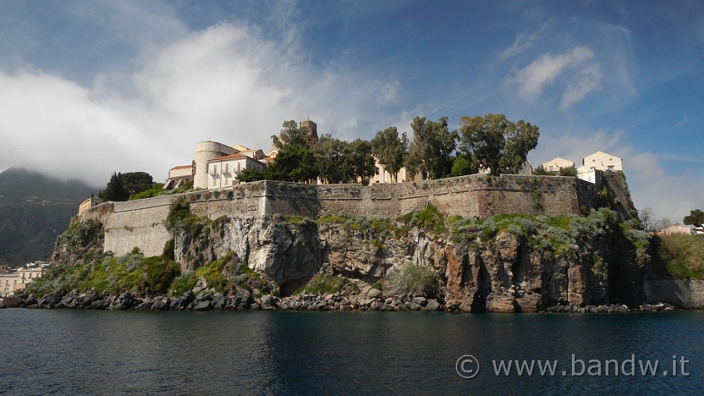 DSCN8685.JPG - Il Castello di Lipari